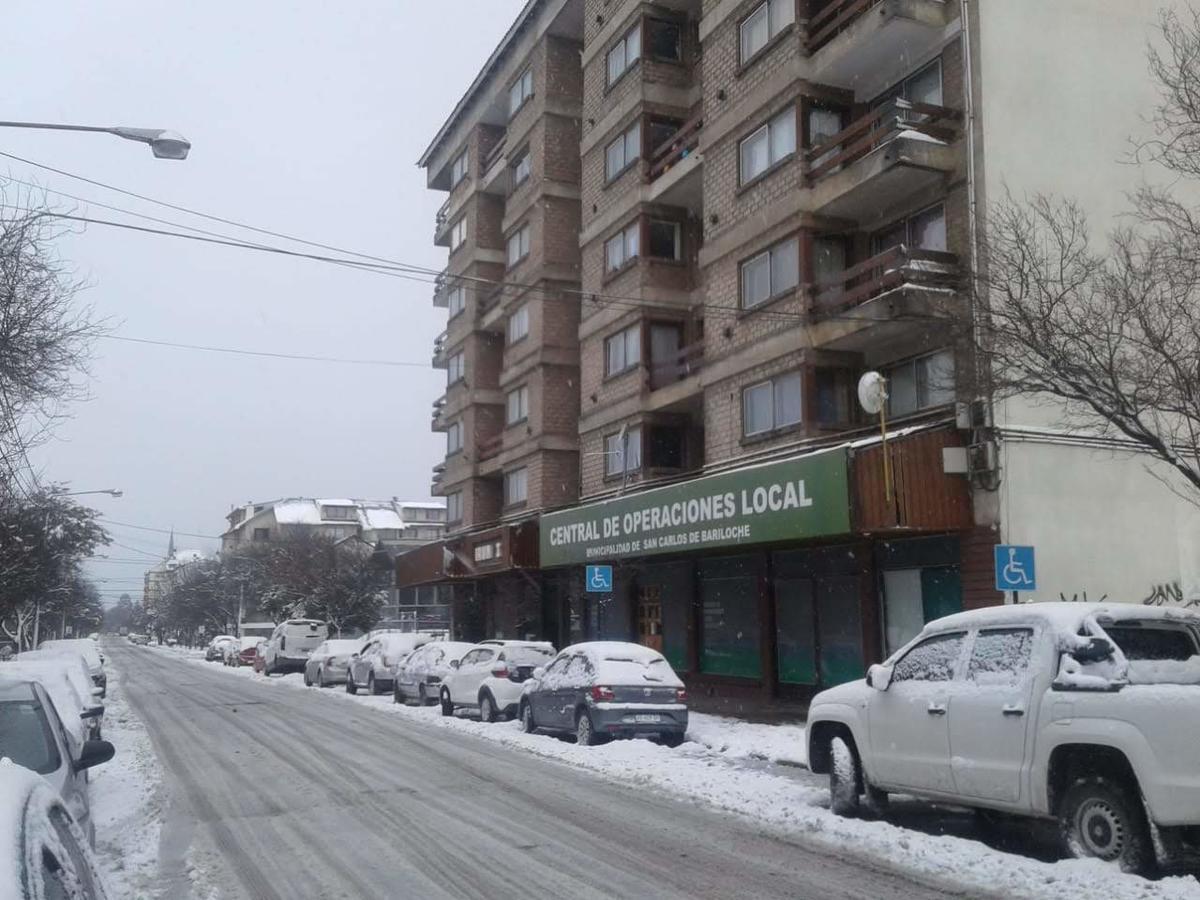 Deptos Irun I Apartment San Carlos de Bariloche Exterior photo